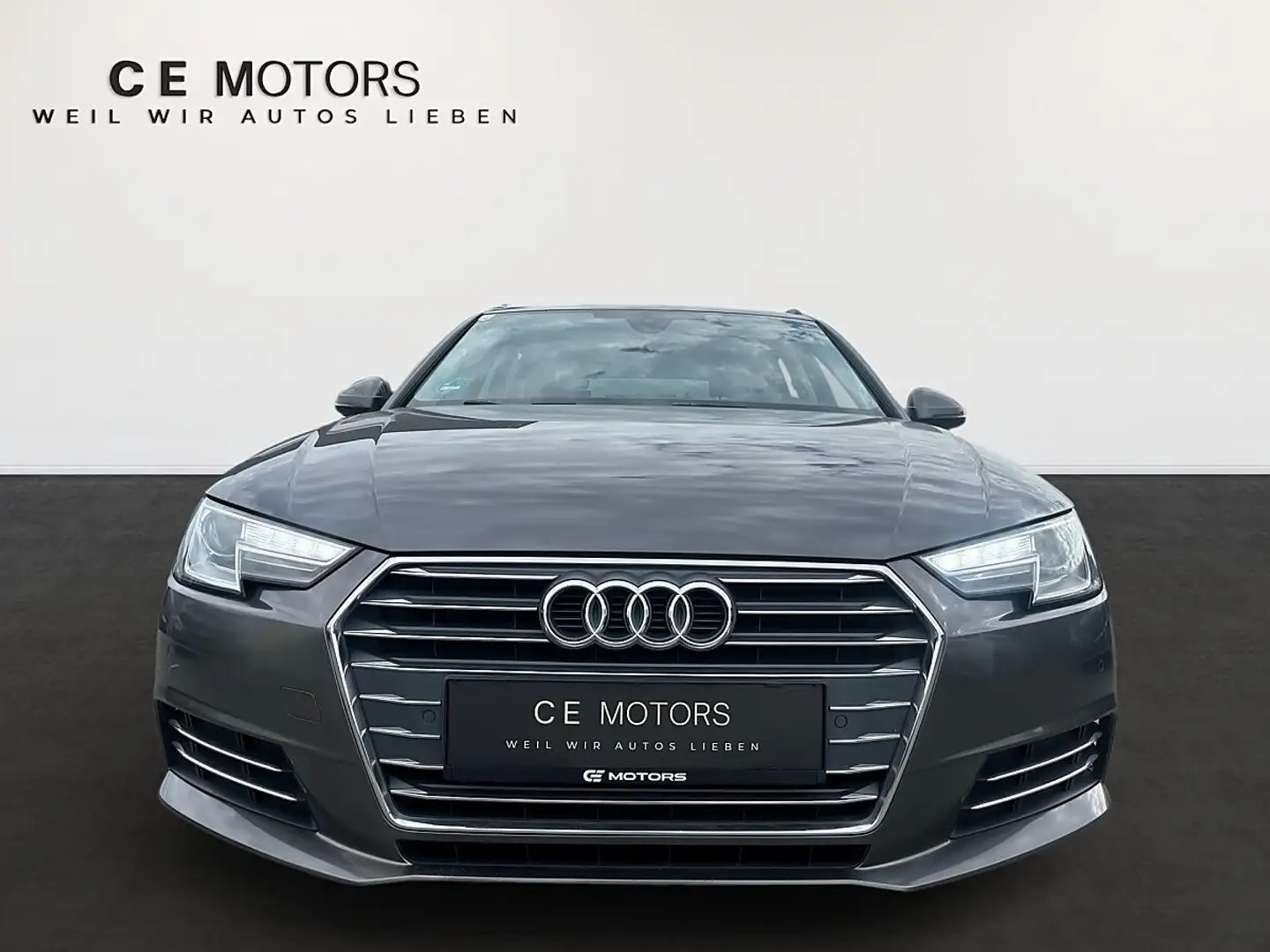 Audi A4 2,0 TDI S-tronic Grau - 2