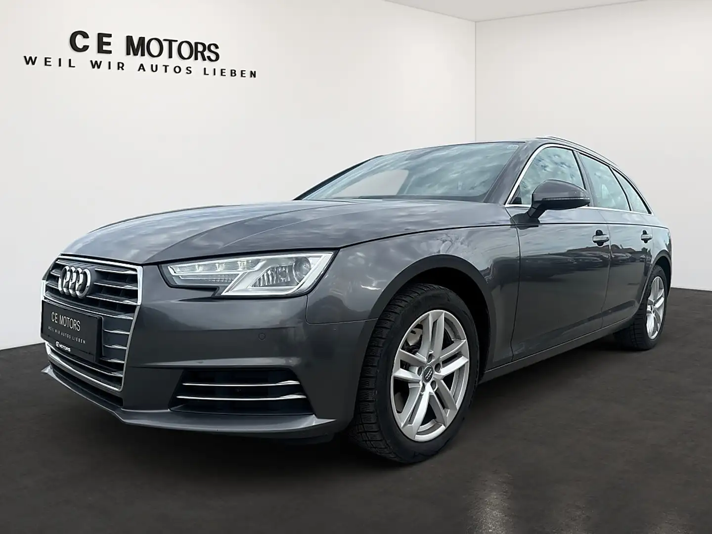 Audi A4 2,0 TDI S-tronic Grau - 1