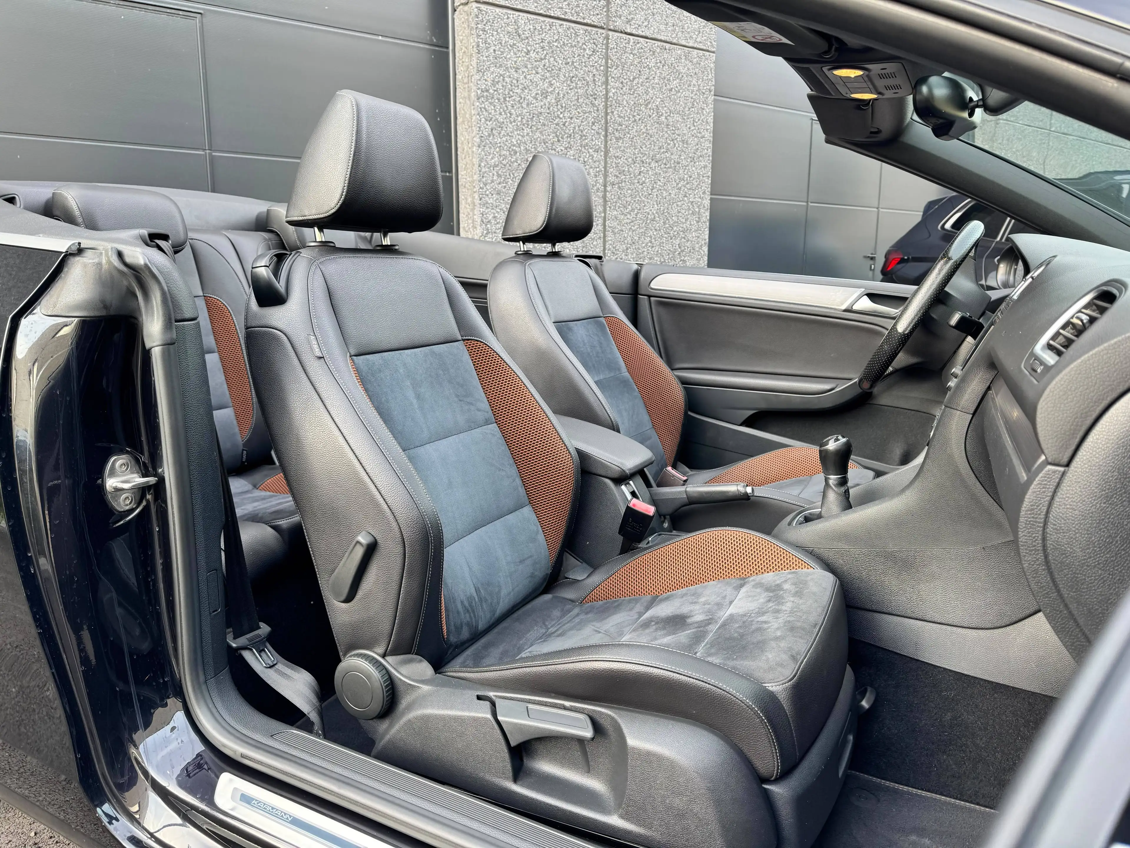 Volkswagen Golf Cabriolet Golf Cabriolet 1.2 TSI Karmann — photo 10