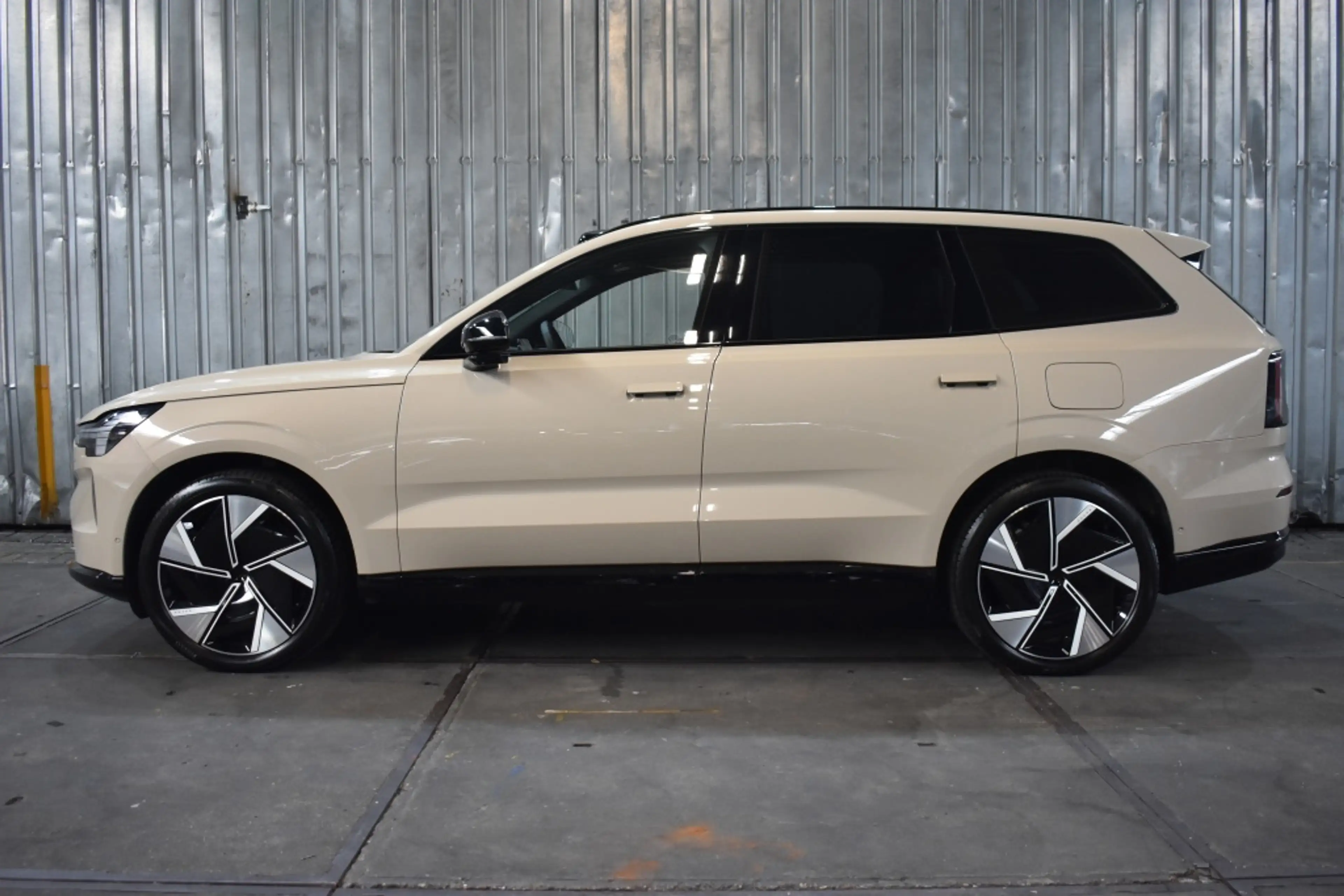 Volvo EX90 Twin Performance Ultra 517PK/111kWh | Luchtvering — photo 5