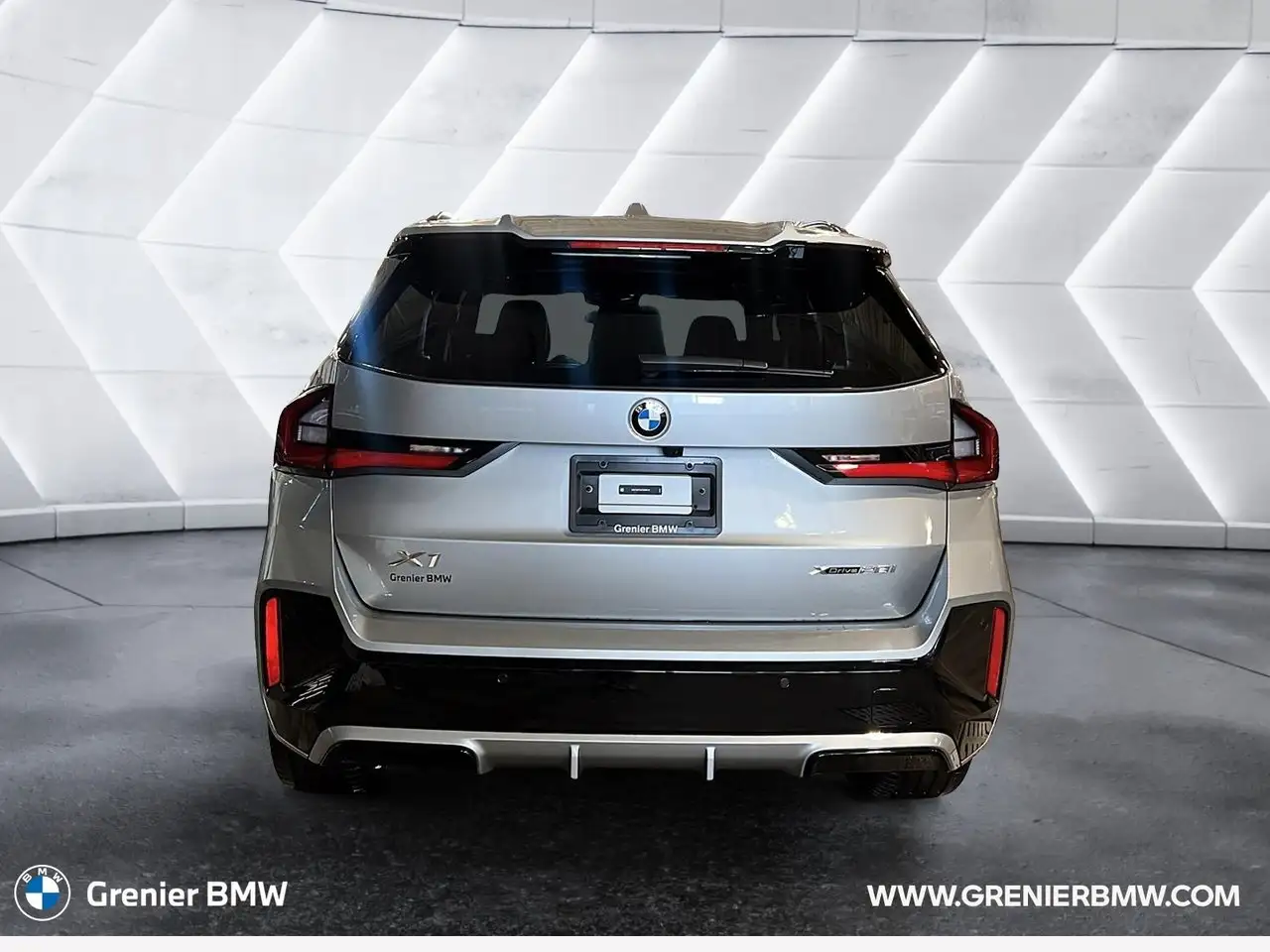 BMW X1 снимка BMW X1