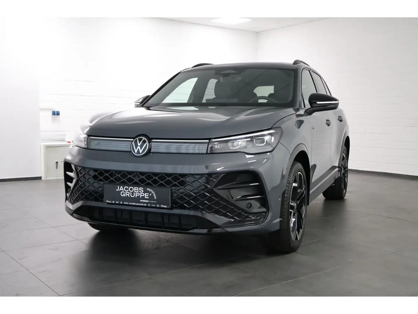 Volkswagen Tiguan 2.0 TDI 4M R-Line "Black Style" DSG,Na Grau - 2