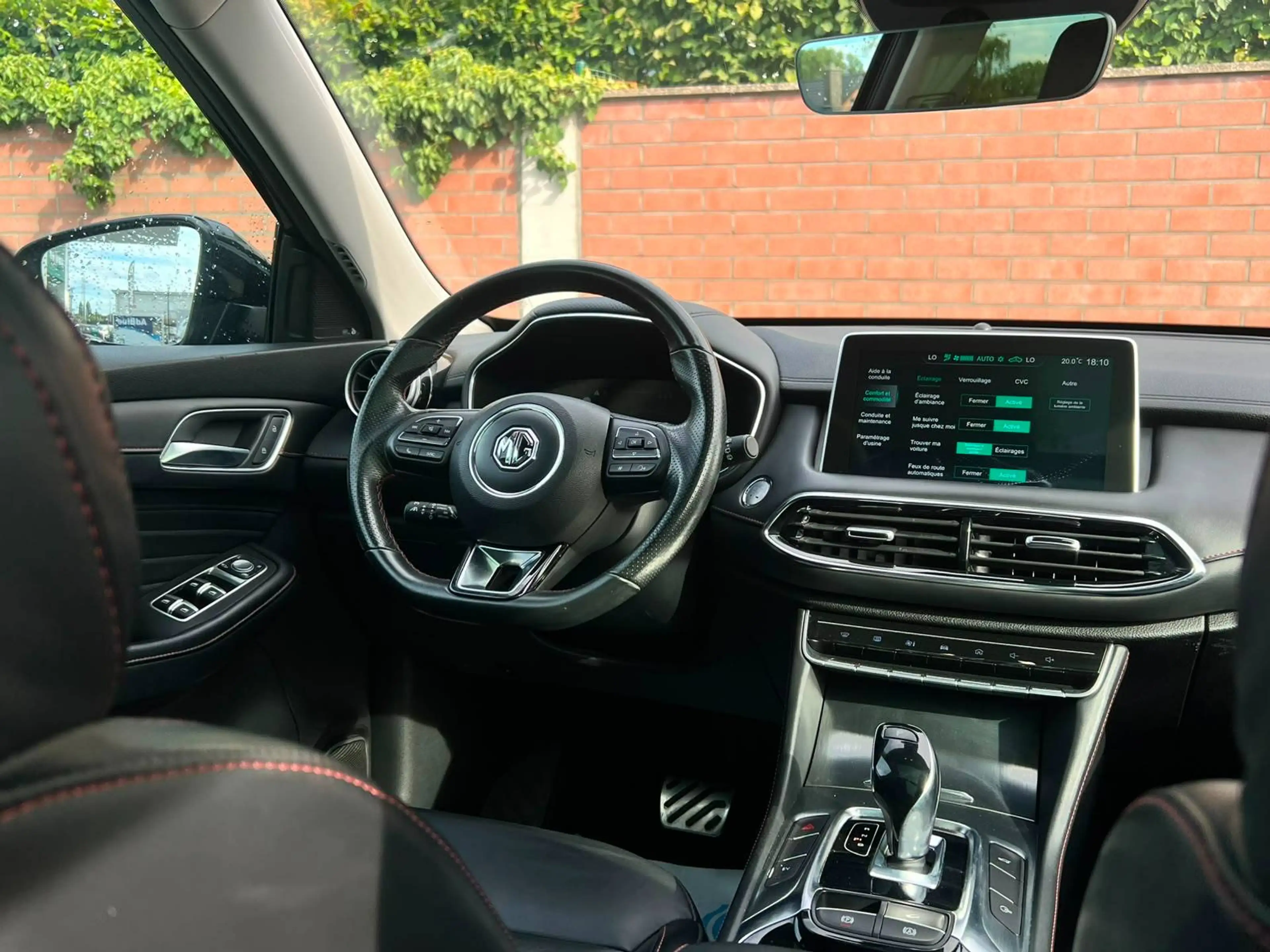 MG EHS EHS PHEV 1.5 Turbo Luxury — photo 6