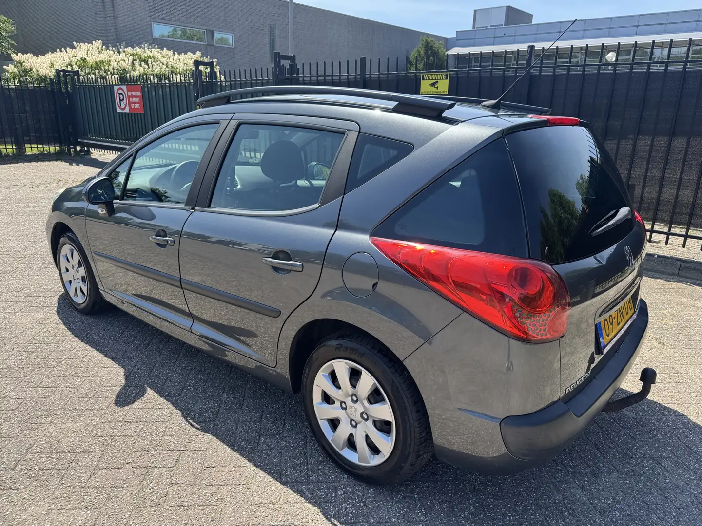 Peugeot 207 SW 1.4 X-line Grijs - 2