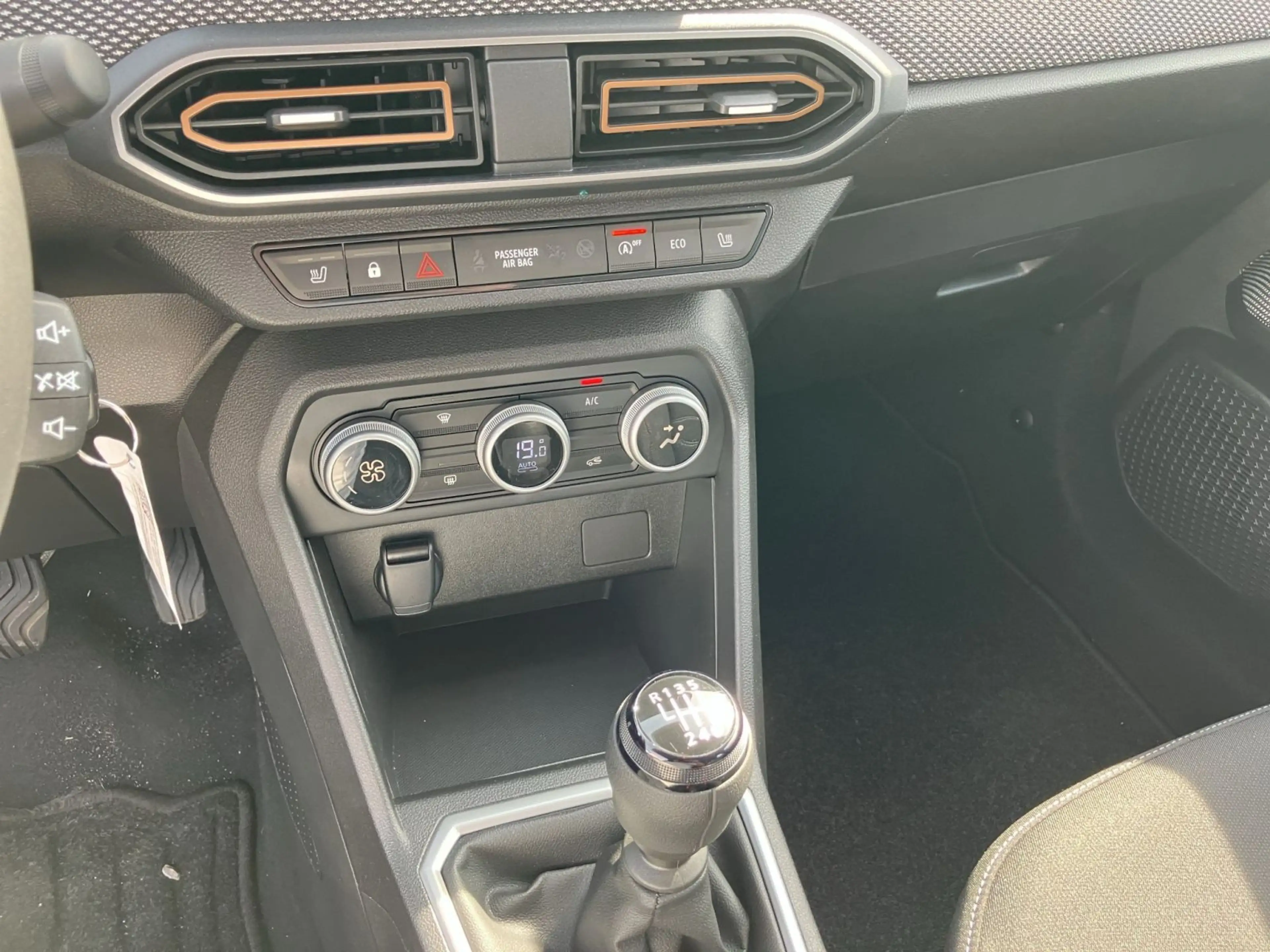 Dacia Sandero III 1.0 TCe Stepway Expression 1.Hand Ga — photo 14
