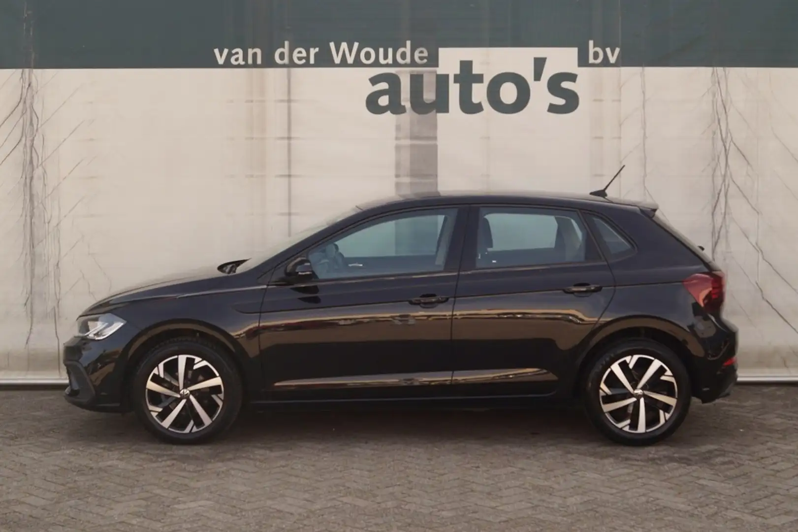 Volkswagen Polo 1.0 TSI DSG Life Business -LED-ECC-NAVI-CAM-PDC- Zwart - 1