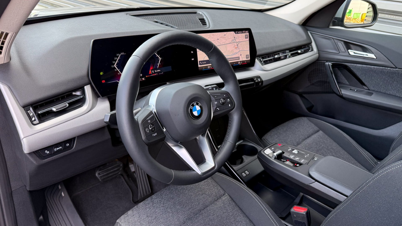 BMW X1 xDrive20d — photo 8