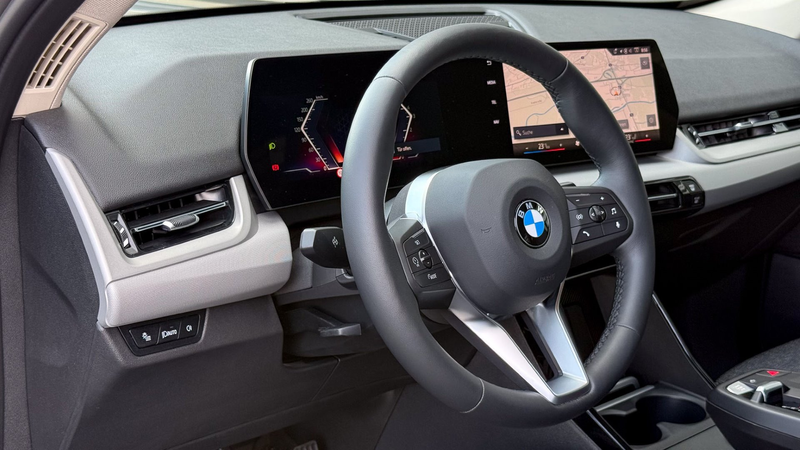 BMW X1 xDrive20d — photo 9