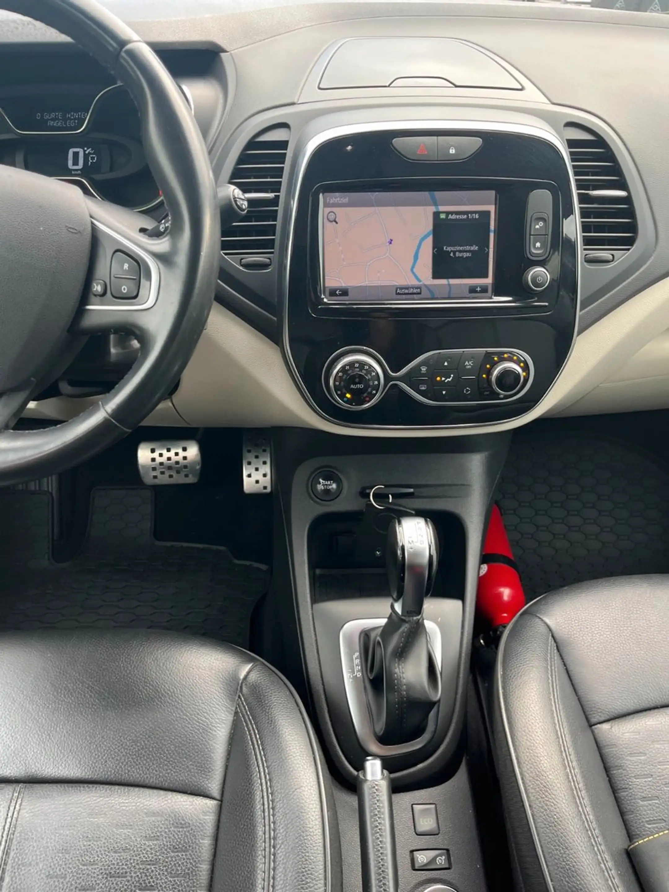 Renault Captur Expression,Klimaautomatik,Navi,Leder,Ahk — photo 8