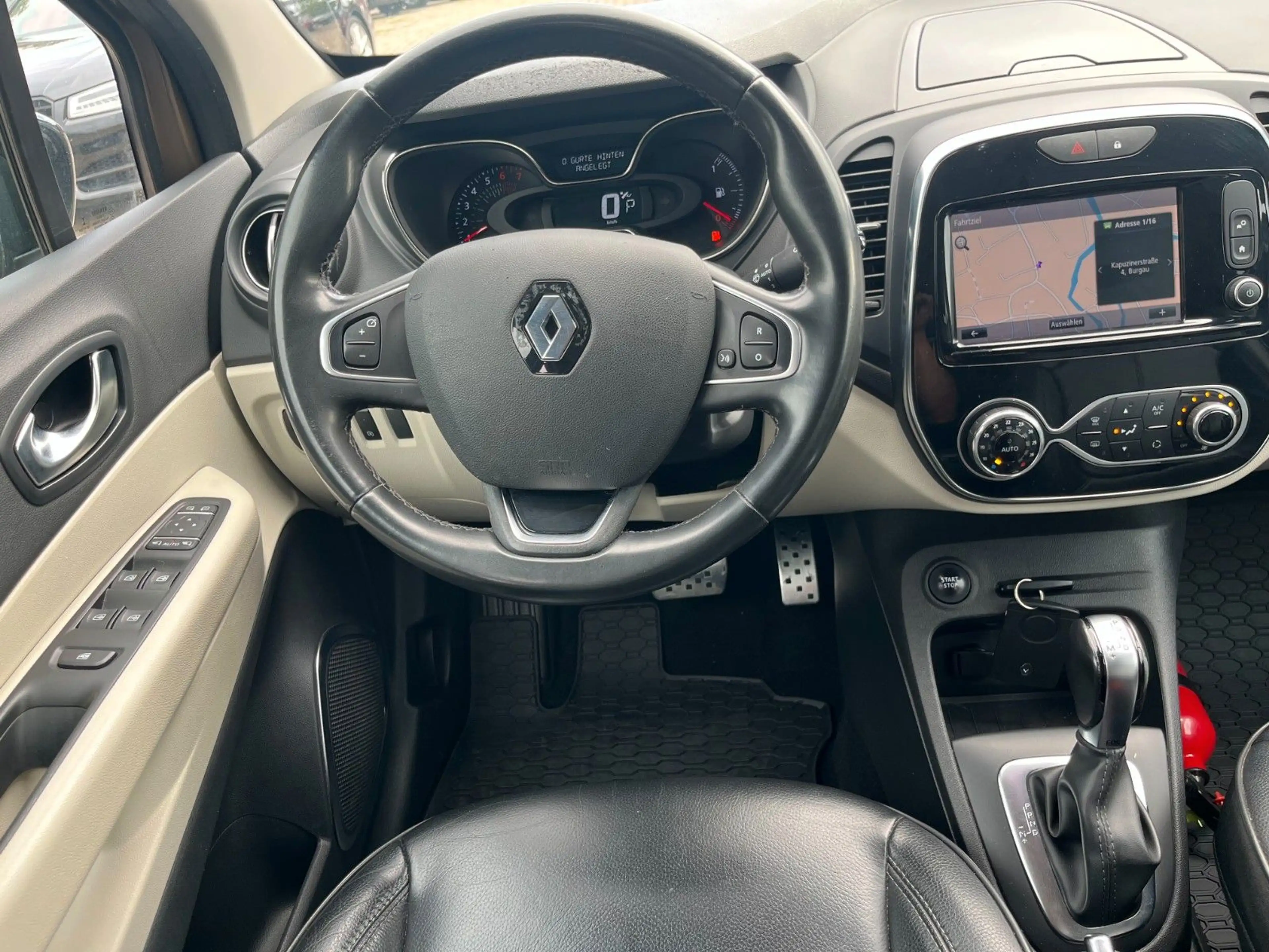 Renault Captur Expression,Klimaautomatik,Navi,Leder,Ahk — photo 5