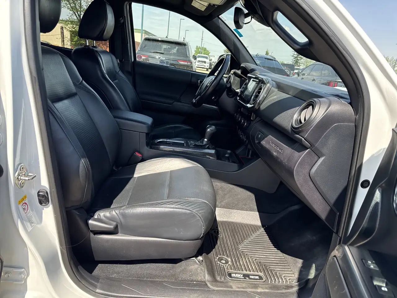 Toyota Tacoma снимка Toyota Tacoma