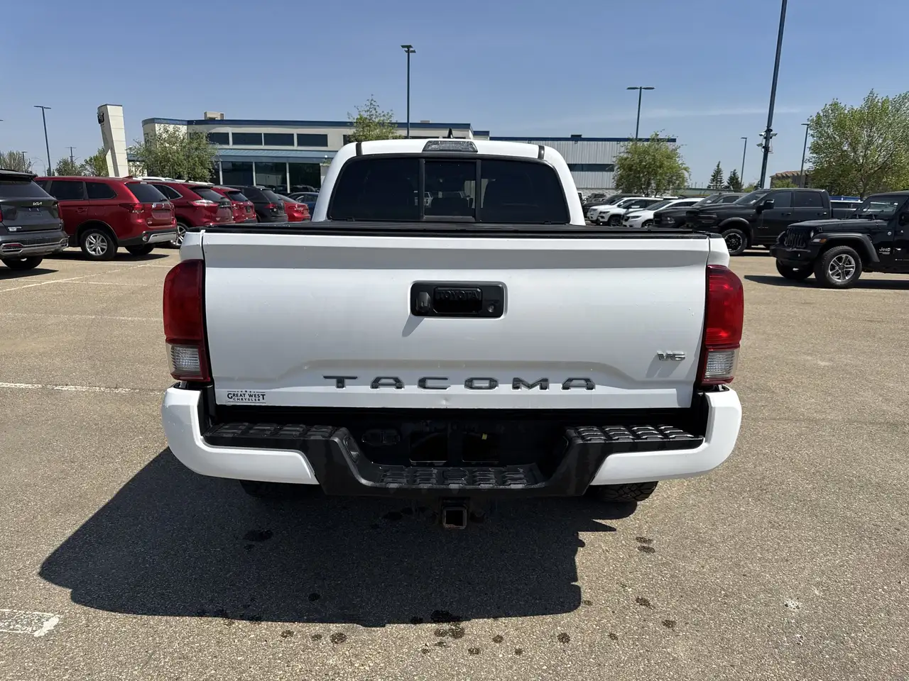 Toyota Tacoma снимка Toyota Tacoma