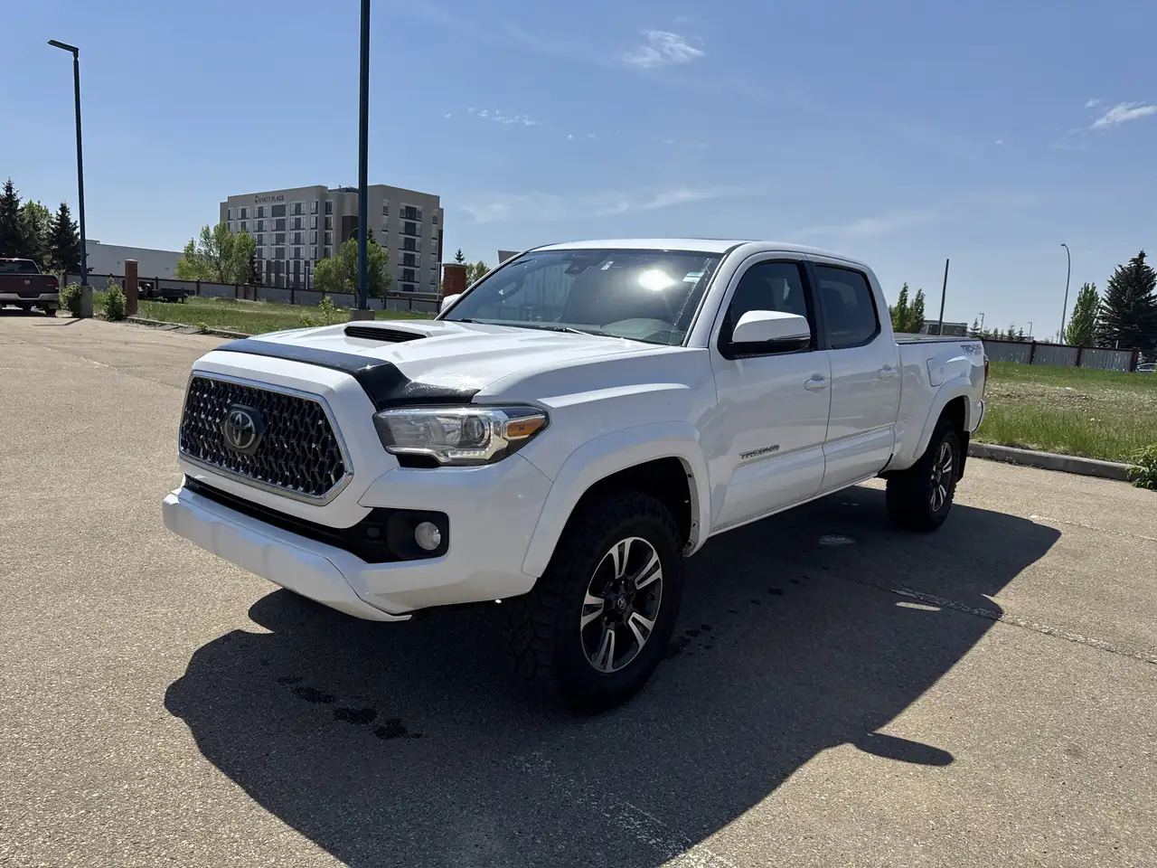 Toyota Tacoma снимка Toyota Tacoma
