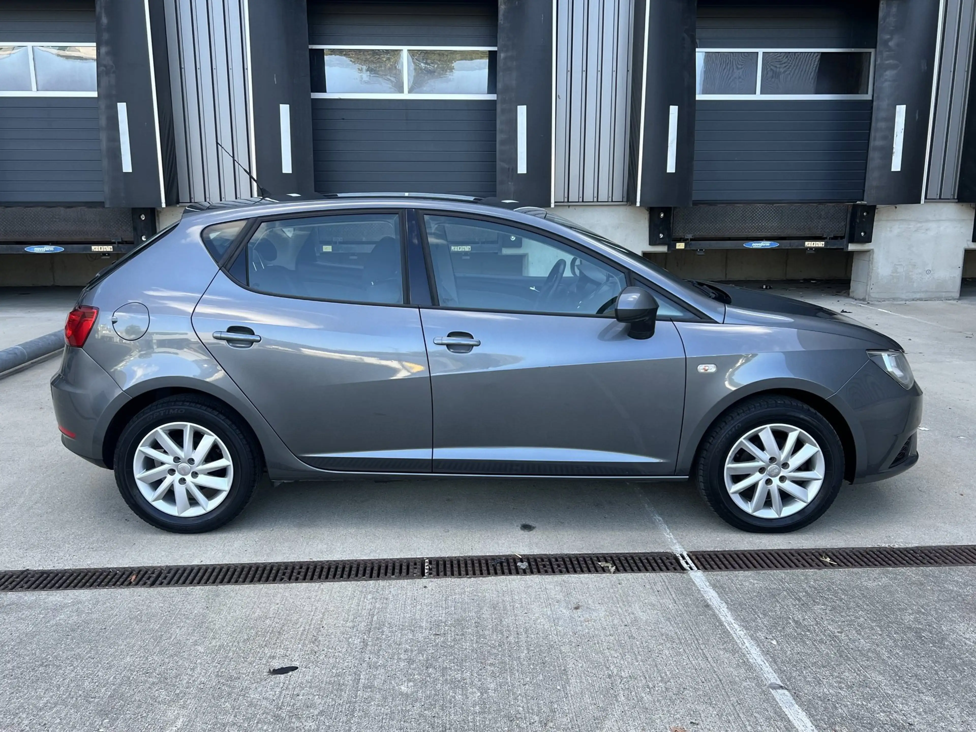 SEAT Ibiza 1.4 Reference, Airco, Climate control — photo 4