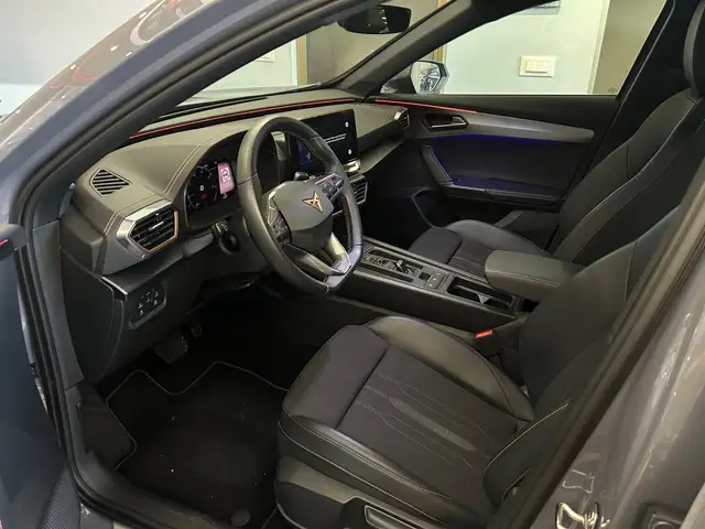 Cupra Formentor view 8