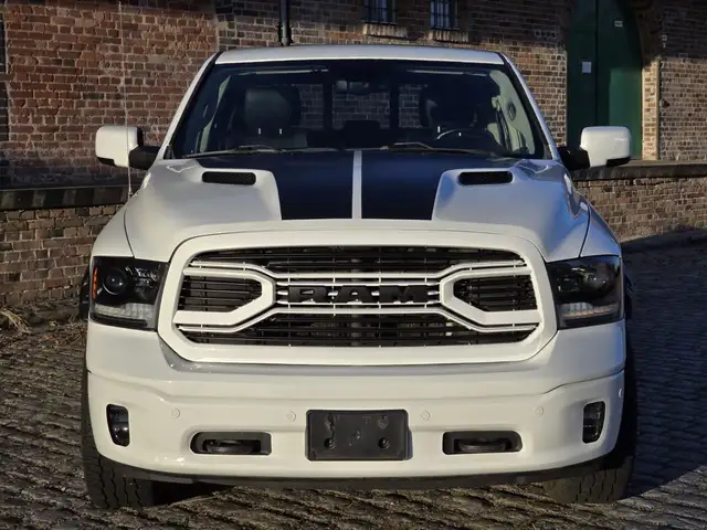 Dodge RAM Laramie,4x4 ,5.7 Hemi,Crew Cab