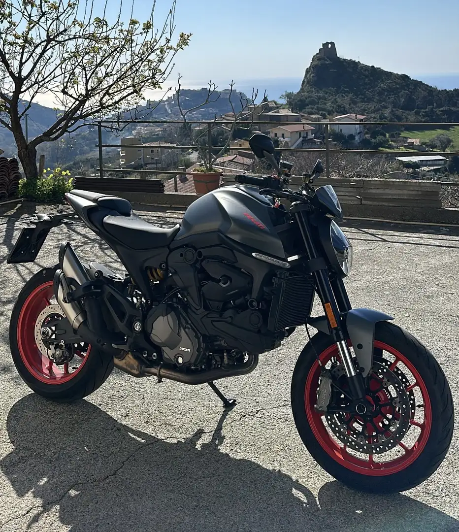 Ducati Monster 937 my 21 con cupolino Plus - 1