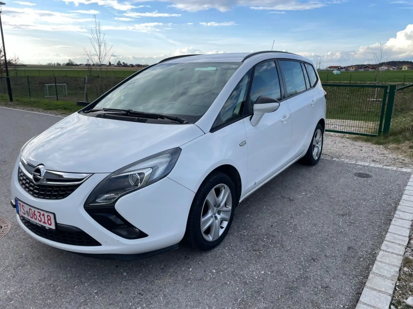 Opel Zafira C Tourer Edition 2.0 TÜV. NEU Білий - 2