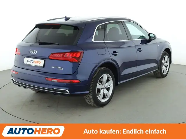 Audi Q5 view 6
