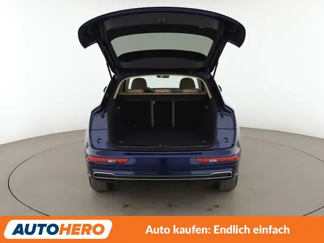 Audi Q5 view 16