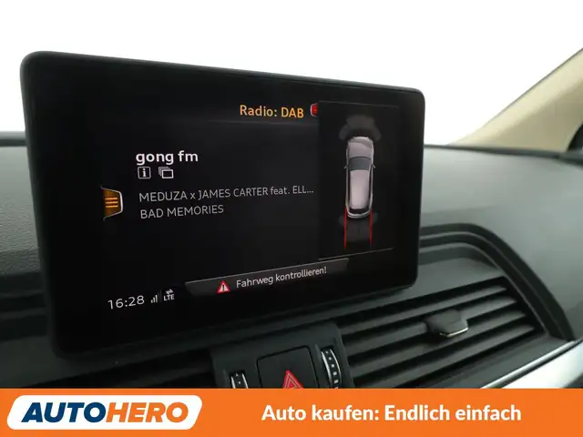 Audi Q5 view 22