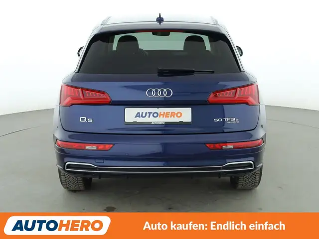 Audi Q5 view 5