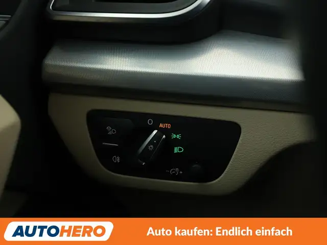 Audi Q5 view 26