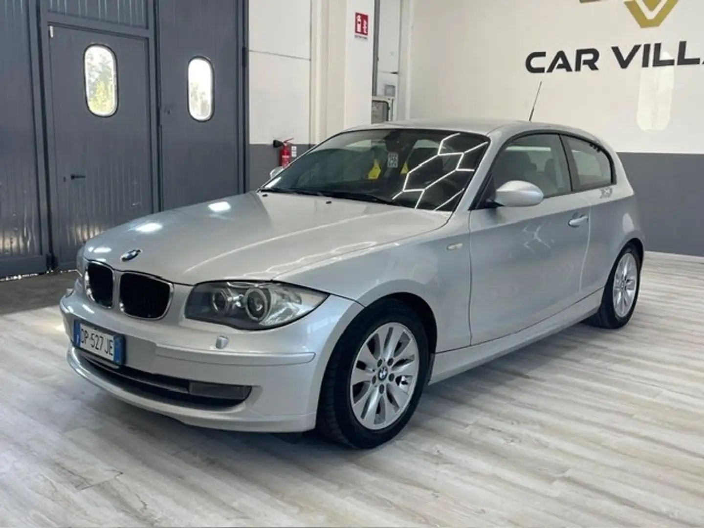 BMW 120 120d cat 3 porte Eletta DPF Argento - 2