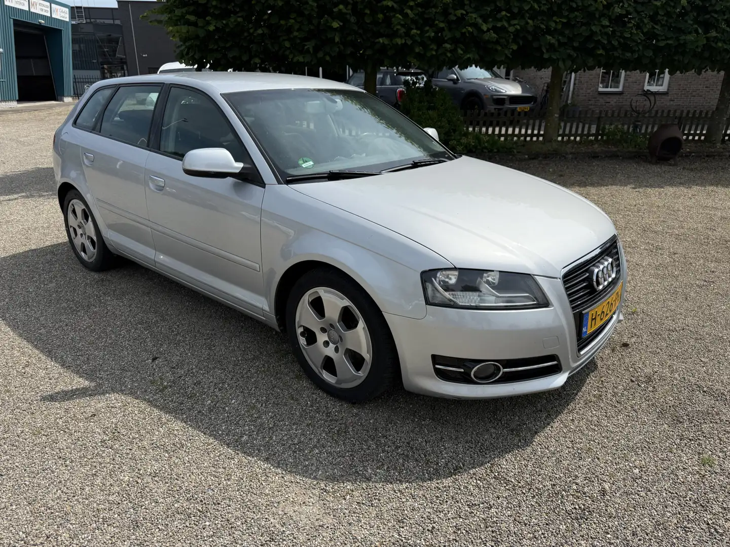 Audi A3 Sportback 1.4 TFSI Ambition . Grijs - 1