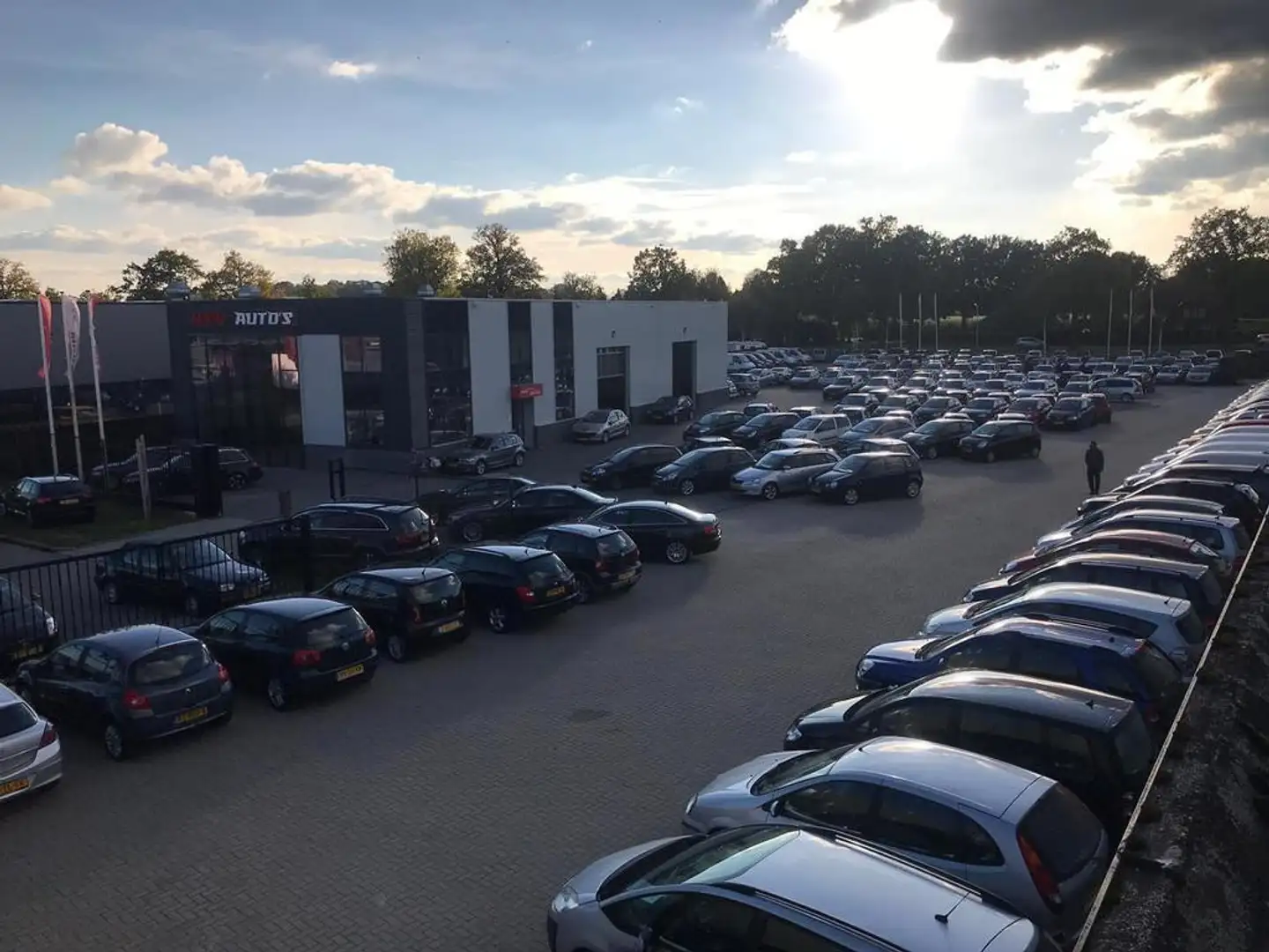 Volkswagen Jetta 1.4 TSI Hybrid Highline navi LM org NL Gris - 2