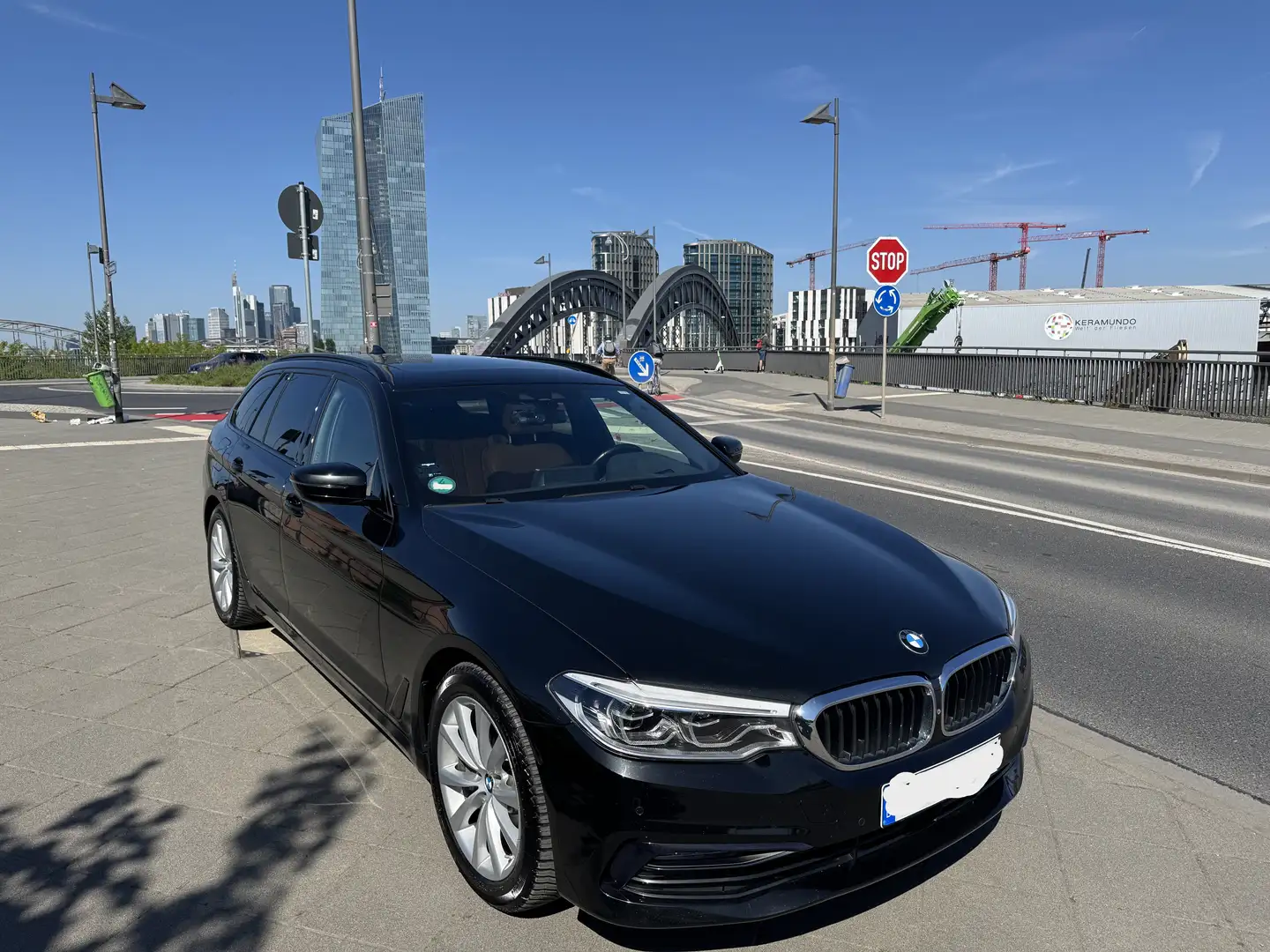 BMW 530 530i Touring Aut. Sport Line - 1