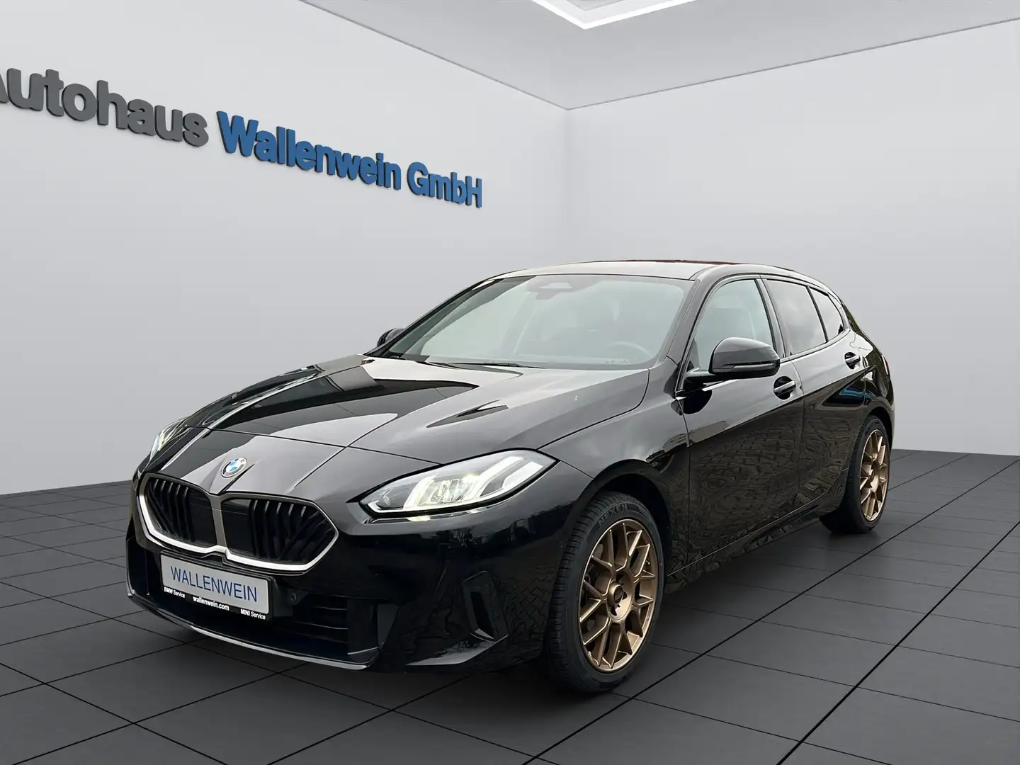 BMW 118 d Aut. F70, Alu BBS 18", DrivAss, RFK, Sportsitze Schwarz - 1