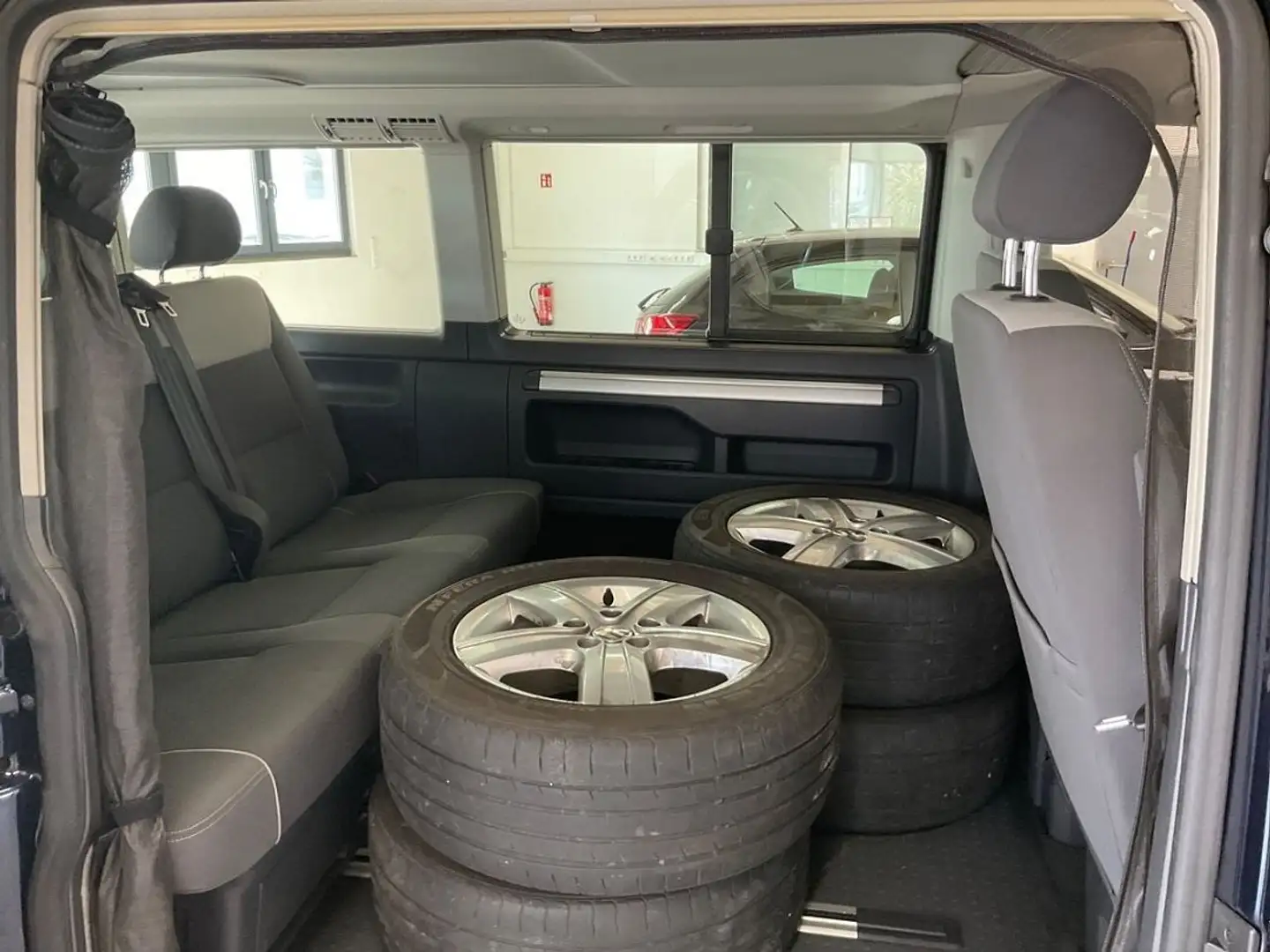 Volkswagen T5 California California 2.0 TDI Beach Blau - 2