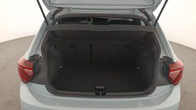 Volkswagen Polo view 7