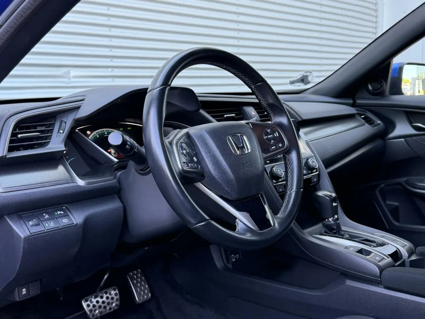 Honda Civic 1.0 i-VTEC Autom Cruise Led Carplay Camera 2018 Ee Blauw - 2