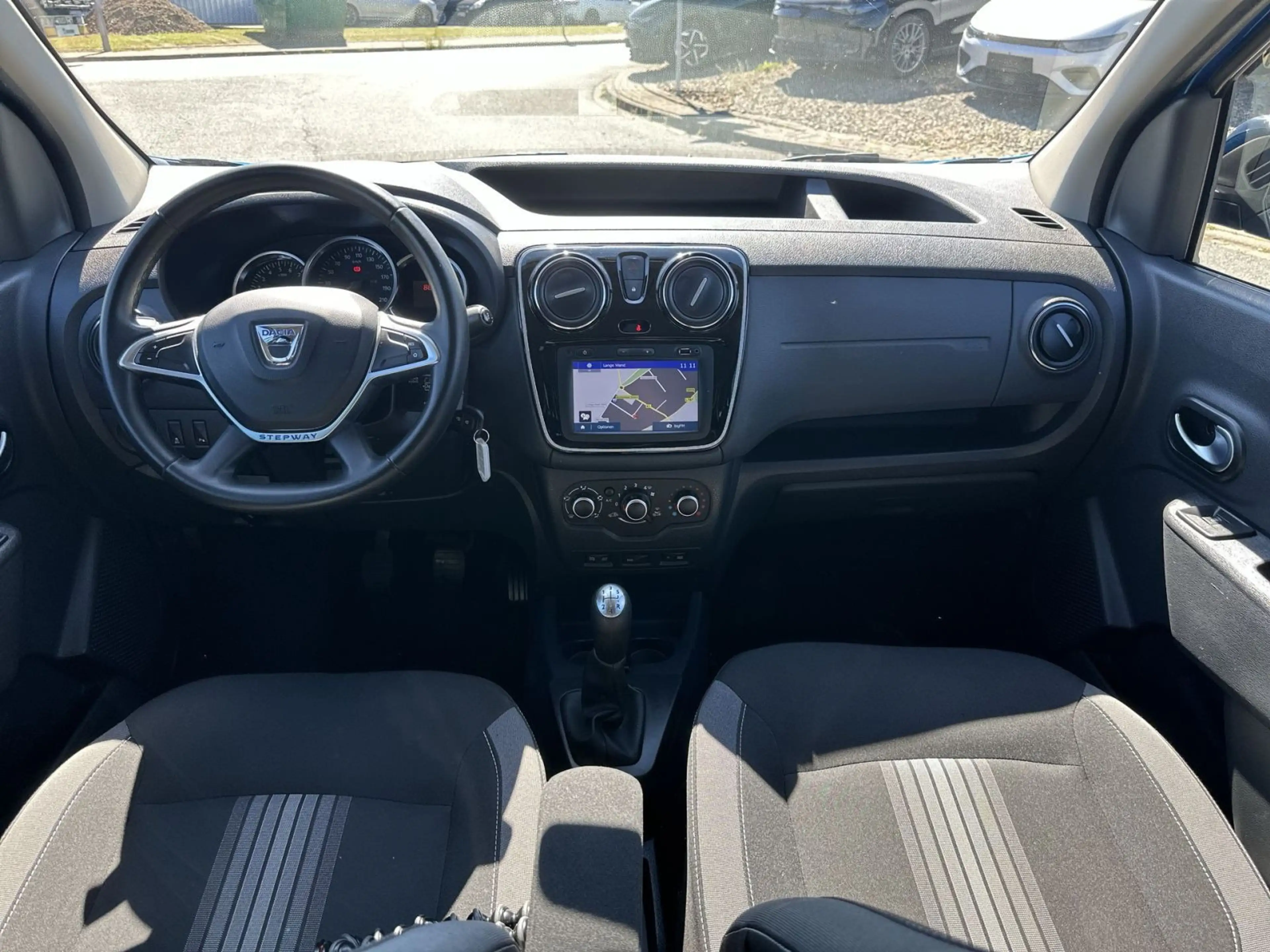 Dacia Dokker 1.2 TCe 115 Stepway Celebration — photo 14