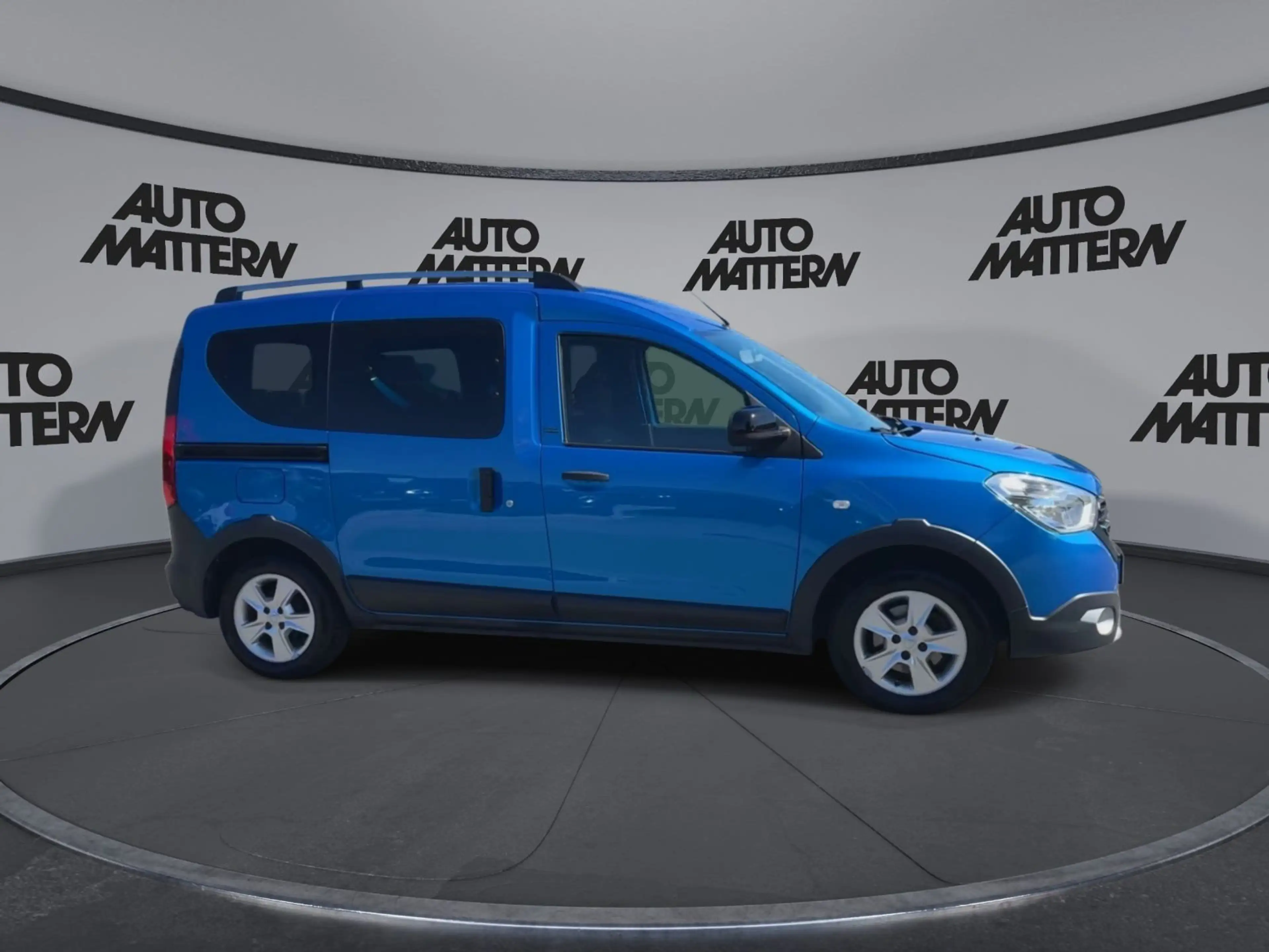 Dacia Dokker 1.2 TCe 115 Stepway Celebration — photo 9