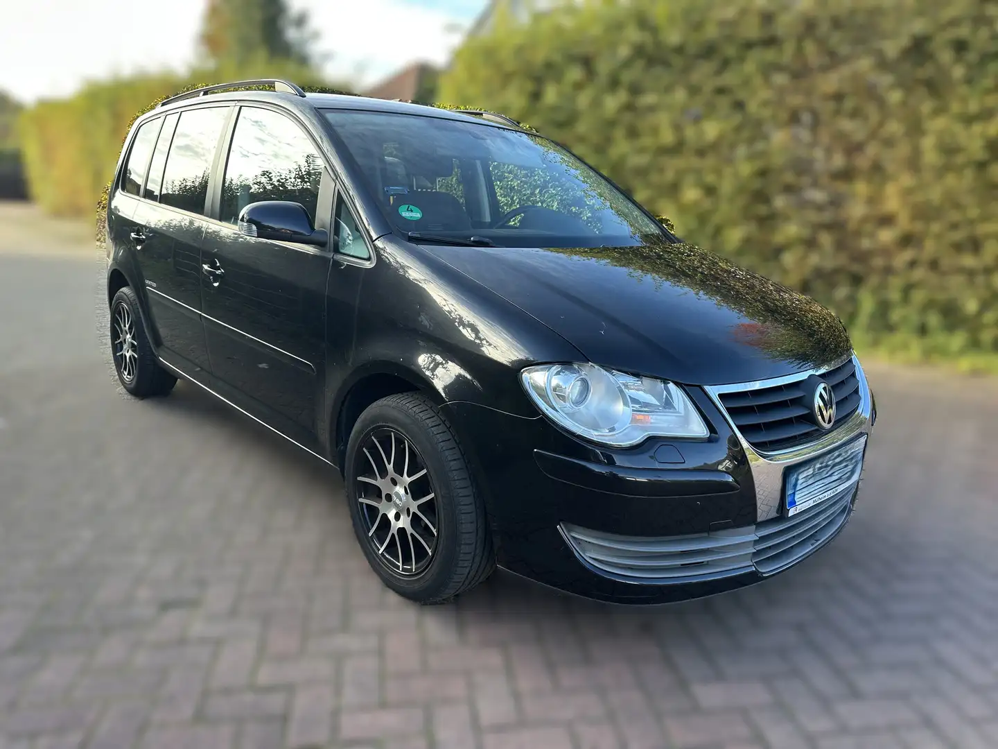 Volkswagen Touran Touran 1.4 TSI United Navi Xenon PDC SHz Schwarz - 2