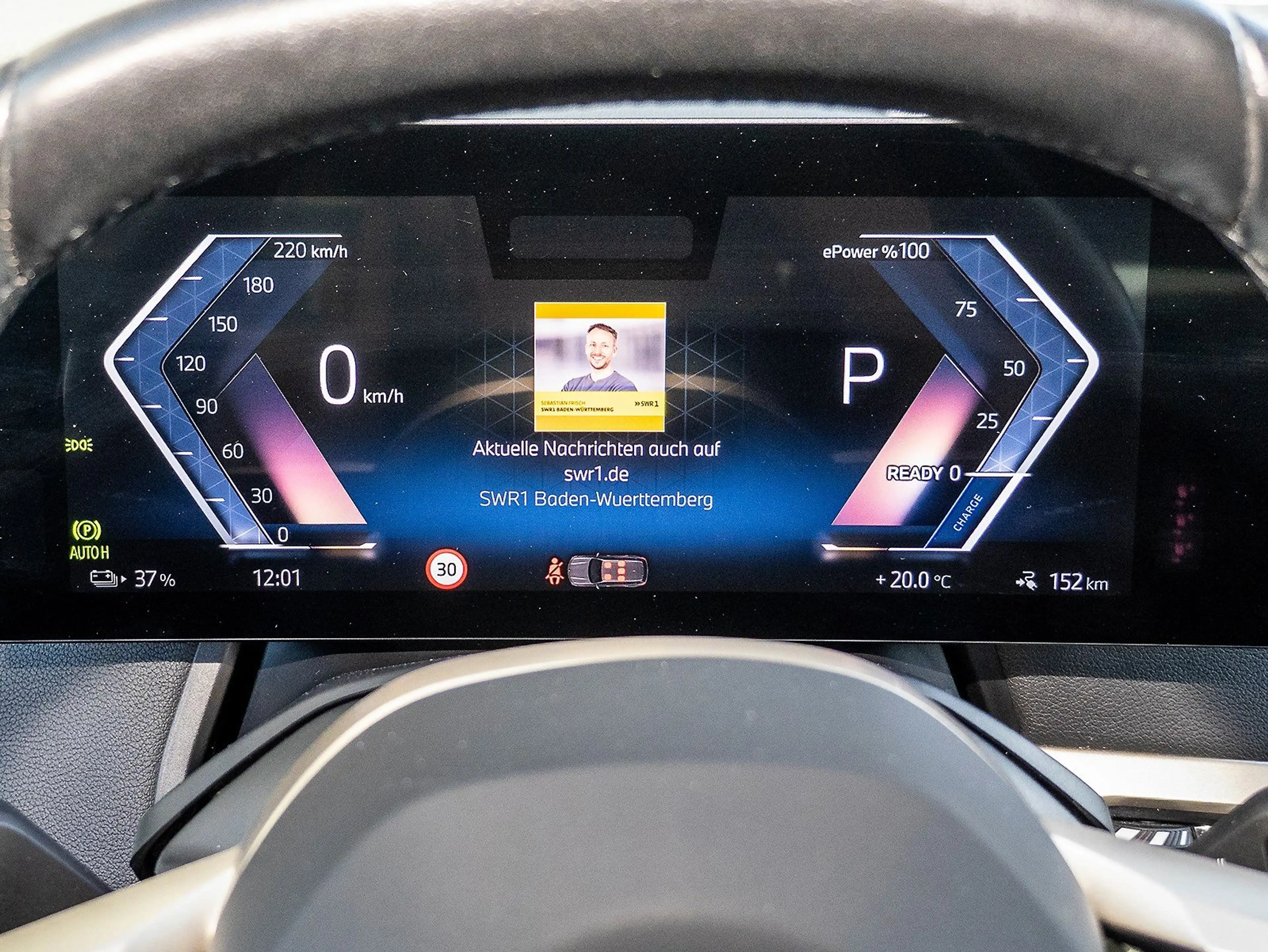 BMW iX xDrive40 Sportpaket ACC 360° H/Ksound HUD DAB — photo 14