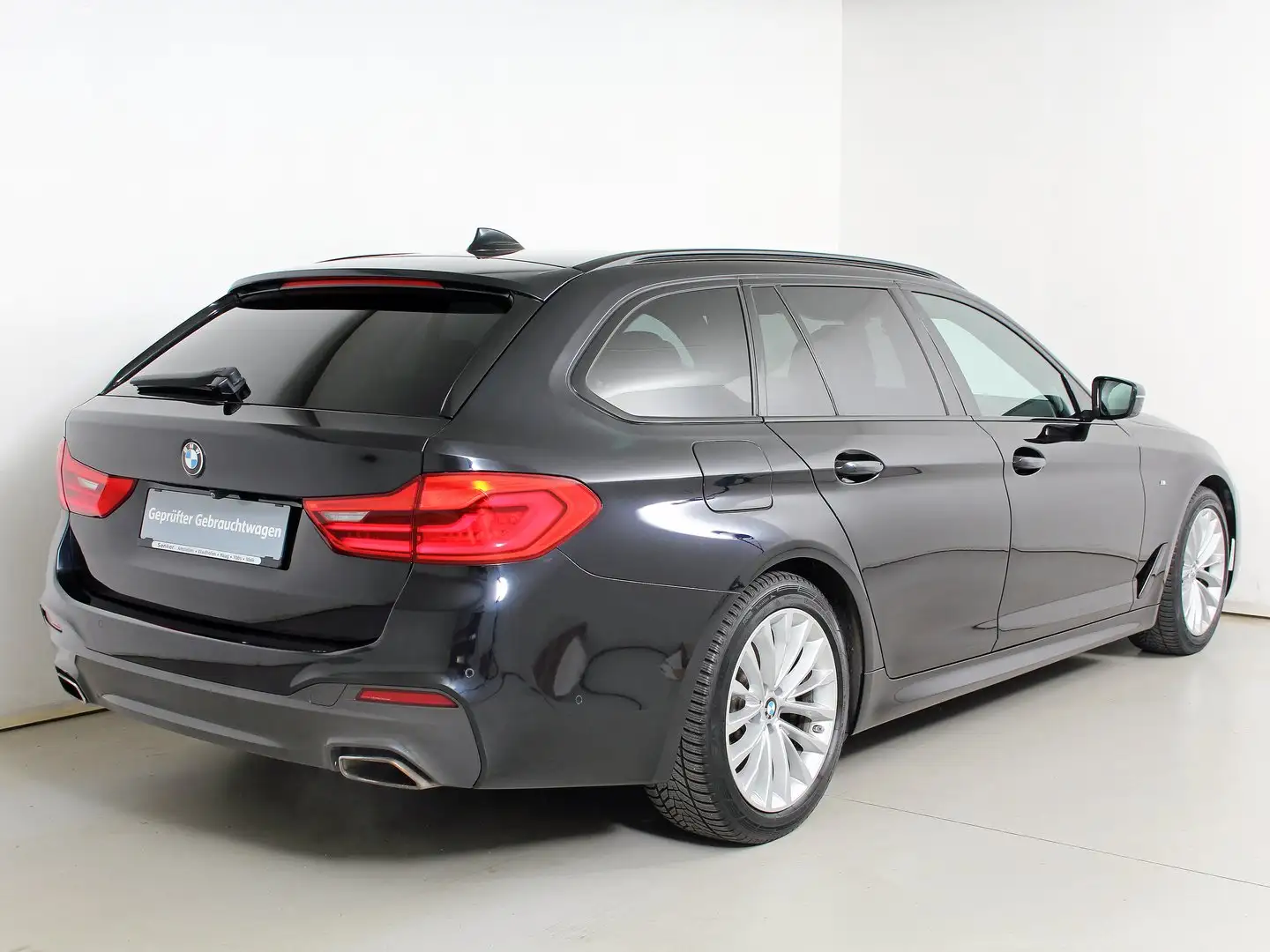 BMW 540 BMW 5 Touring 540d xDrive Schwarz - 2