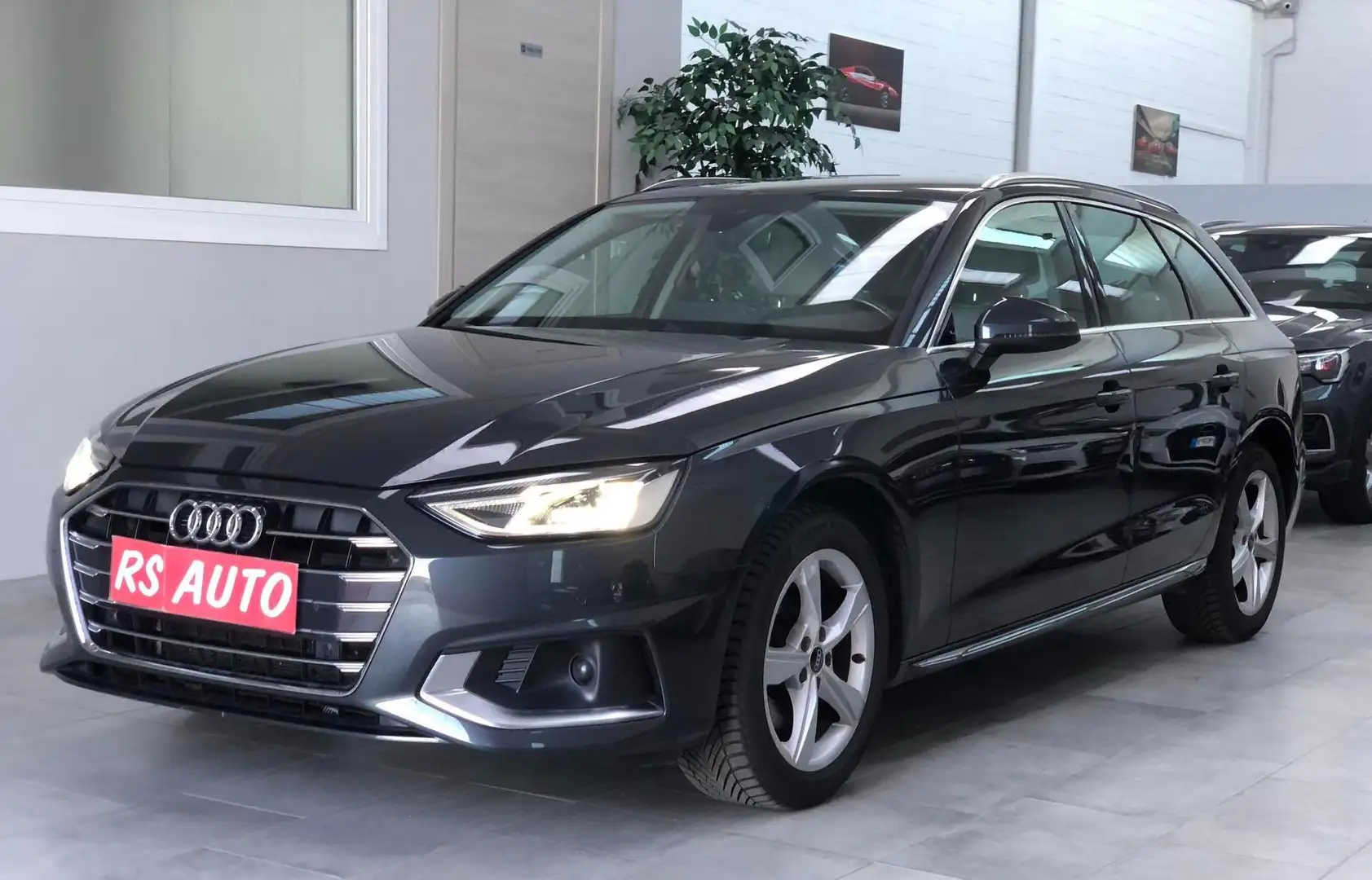 Audi A4 A4 Avant 35 2.0 tdi mhev B Advanced 163cv s-tronic Gris - 1