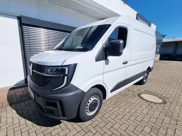 Renault Master 3,5t L2H2 BLUE dCi 130 Advance *Neuwertig!! mit Werksgarantie