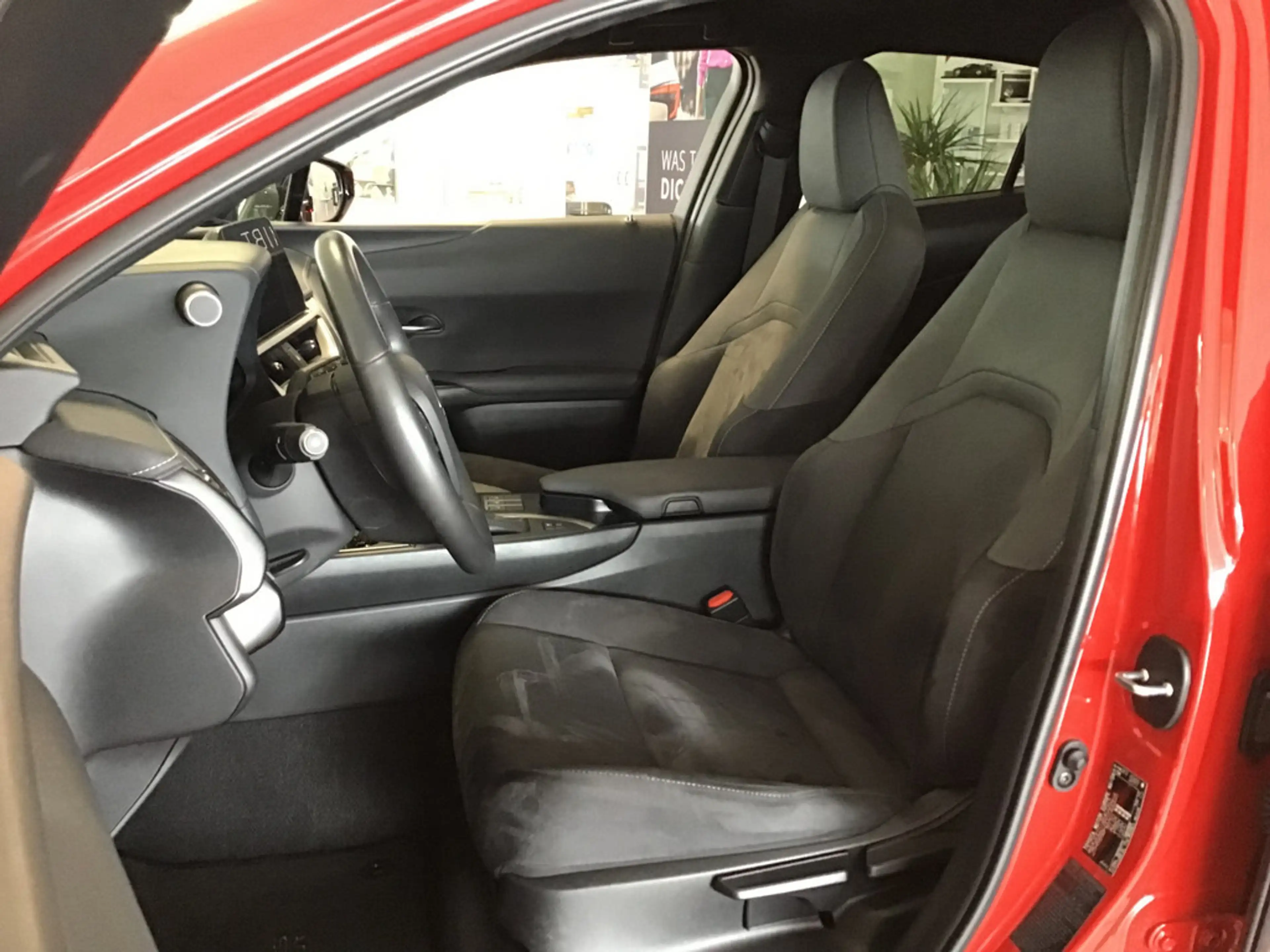 Lexus UX 250h Style Edition PDC SHZ KAMERA ACC LED — photo 13