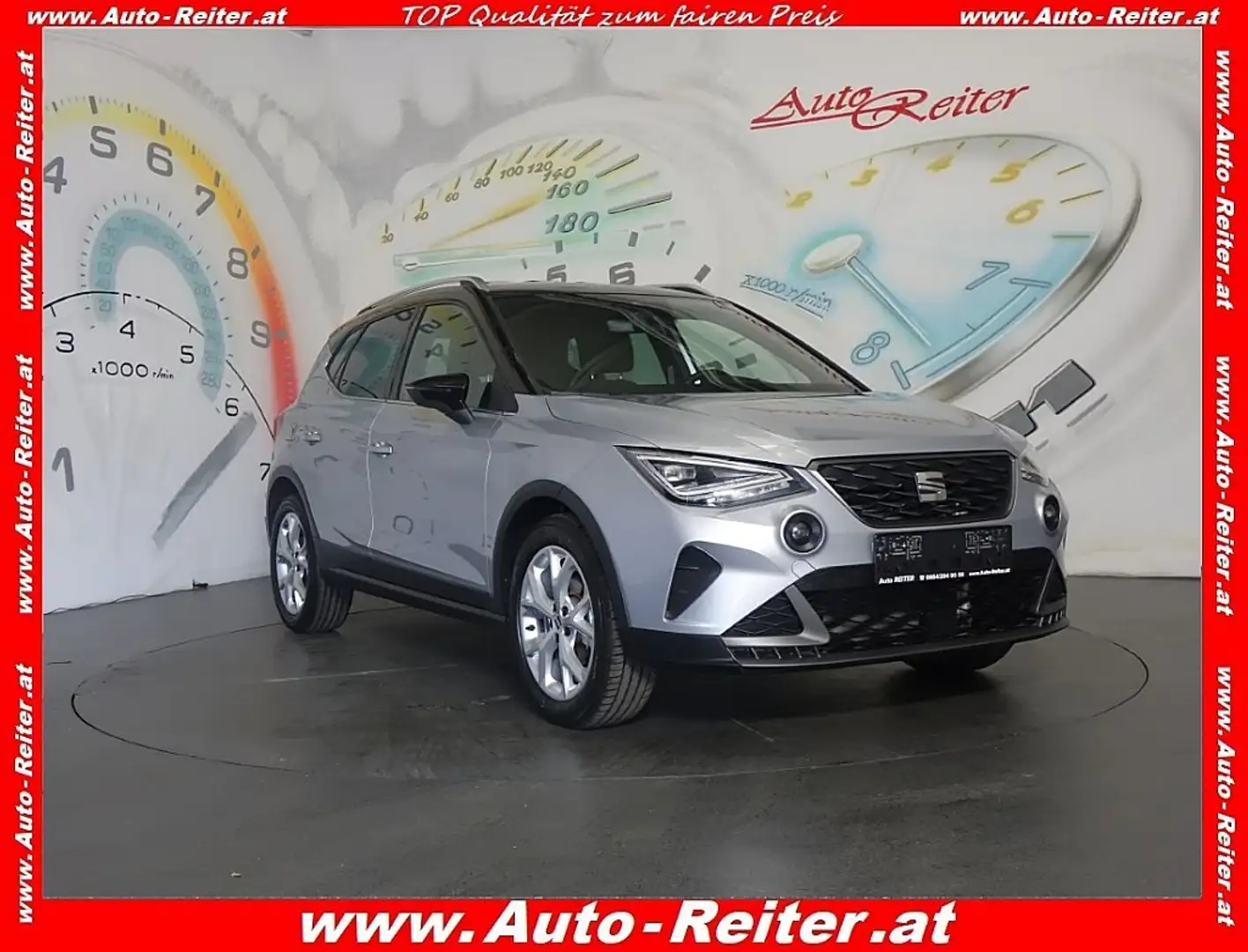 SEAT Arona 1,0 Eco TSI FR *LED, CARPLAY, ACC* Silber - 1