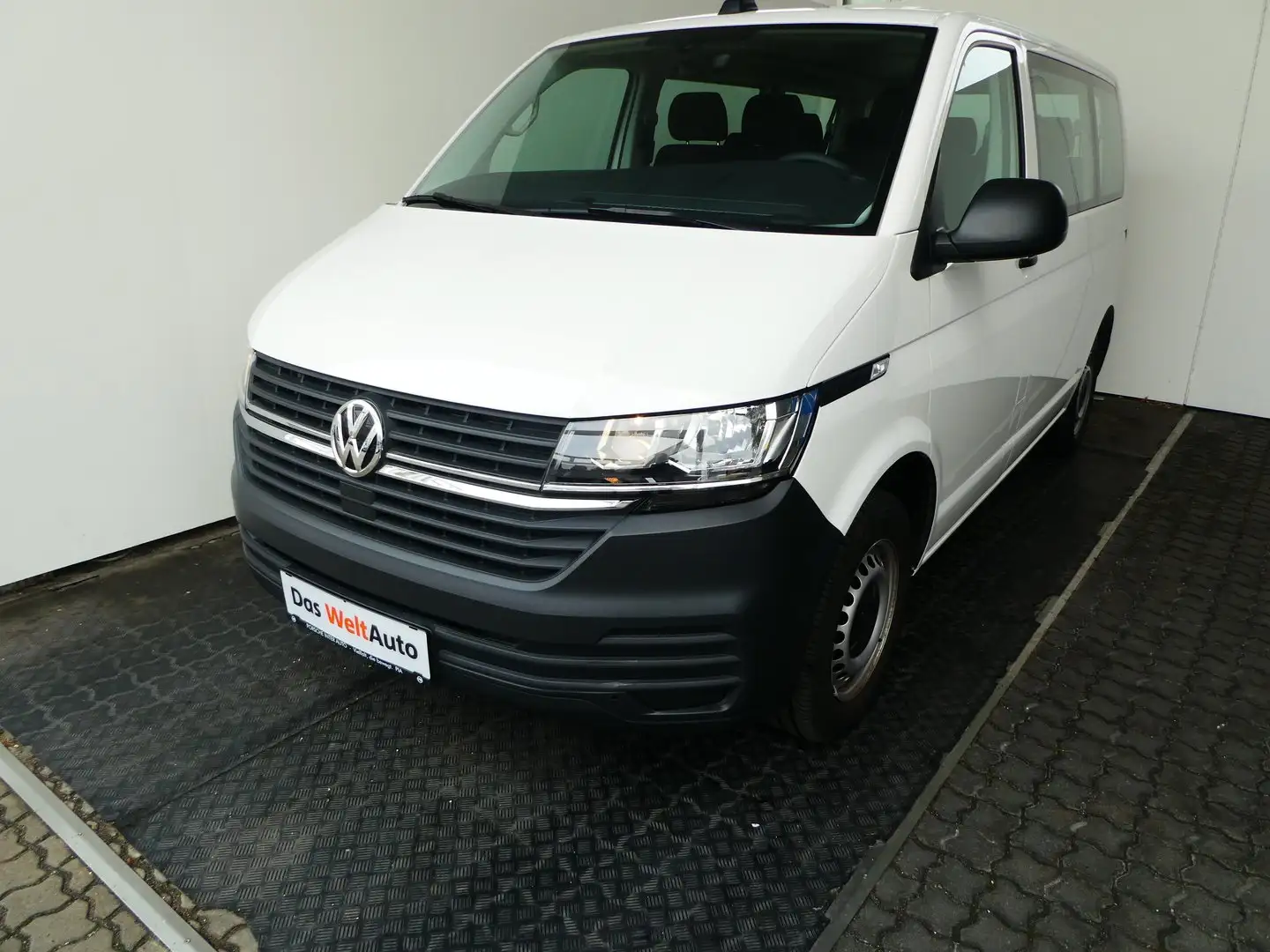 Volkswagen T6.1 Transporter Kombi TDI Weiß - 1