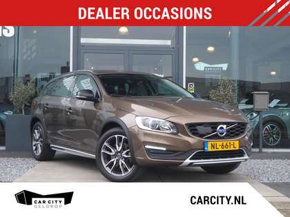 Volvo V60 Cross Country 2.0 T5 Nordic+ / Memory / Adaptive / Bliss / Camer