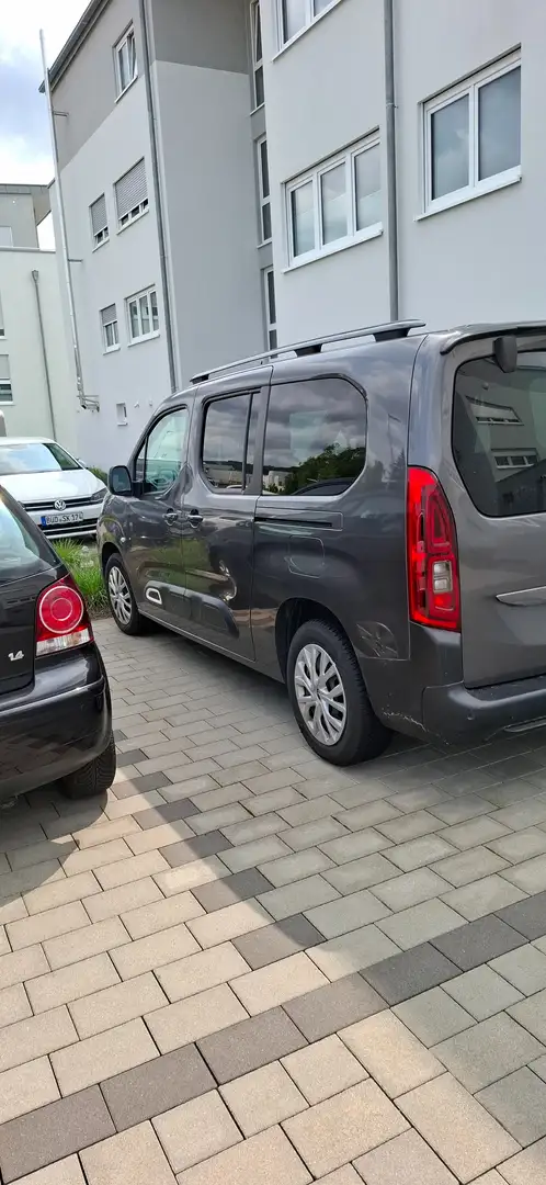 Citroen Berlingo Berlingo XL PureTech 130 EAT8 SHINE Grau - 2