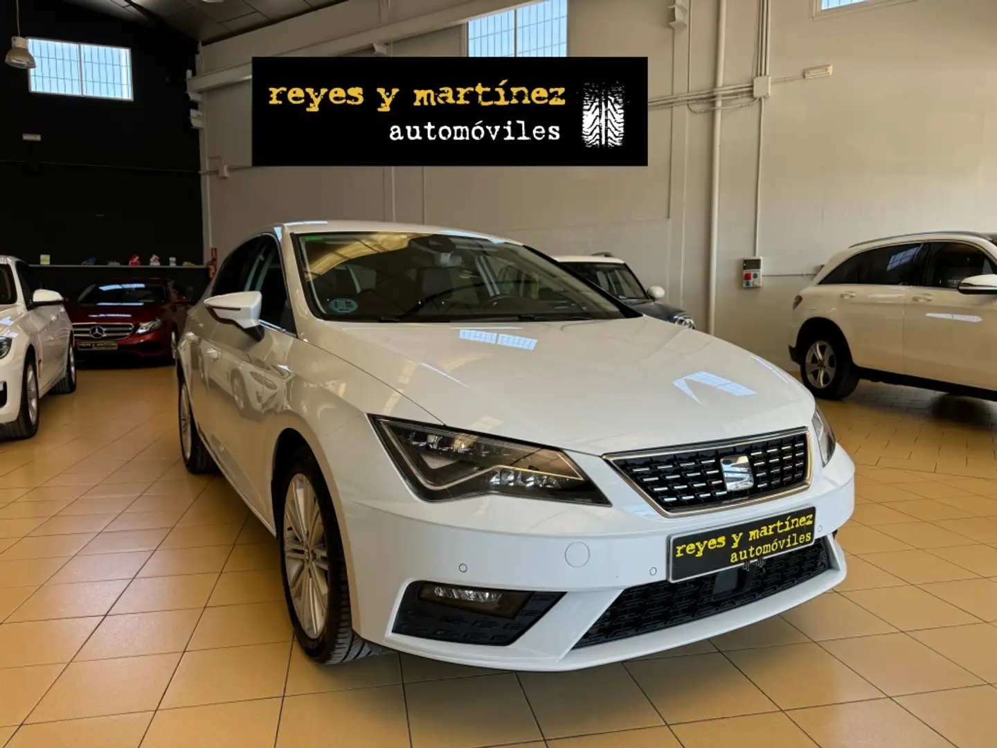 SEAT Leon 2.0TDI CR S&S Xcellence DSG6 150 Blanco - 2
