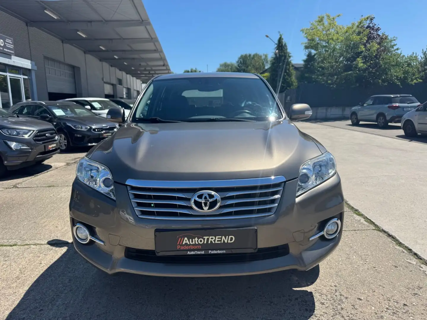 Toyota RAV 4 Life*4x4*Kamera*AHK*Tempomat*8-Fach Brun - 2