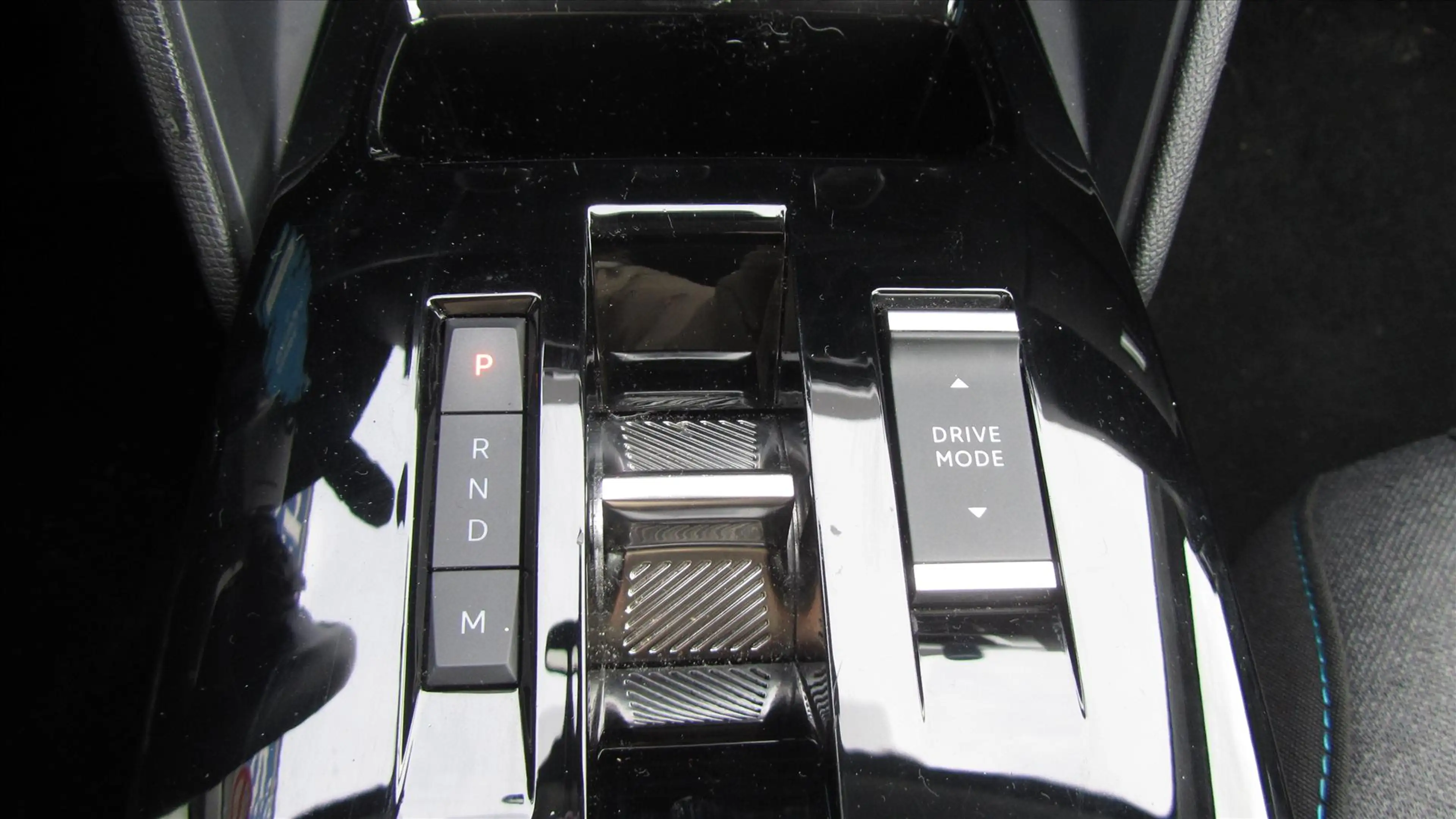 Citroen C4 1.2 PureTech 130pk S&S EAT8 Laun — photo 15